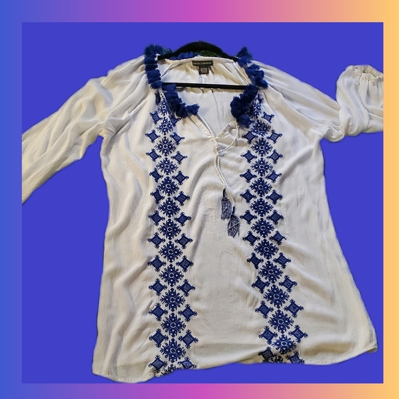 Beach Cover-up Embroidered - Picture 7 of 10